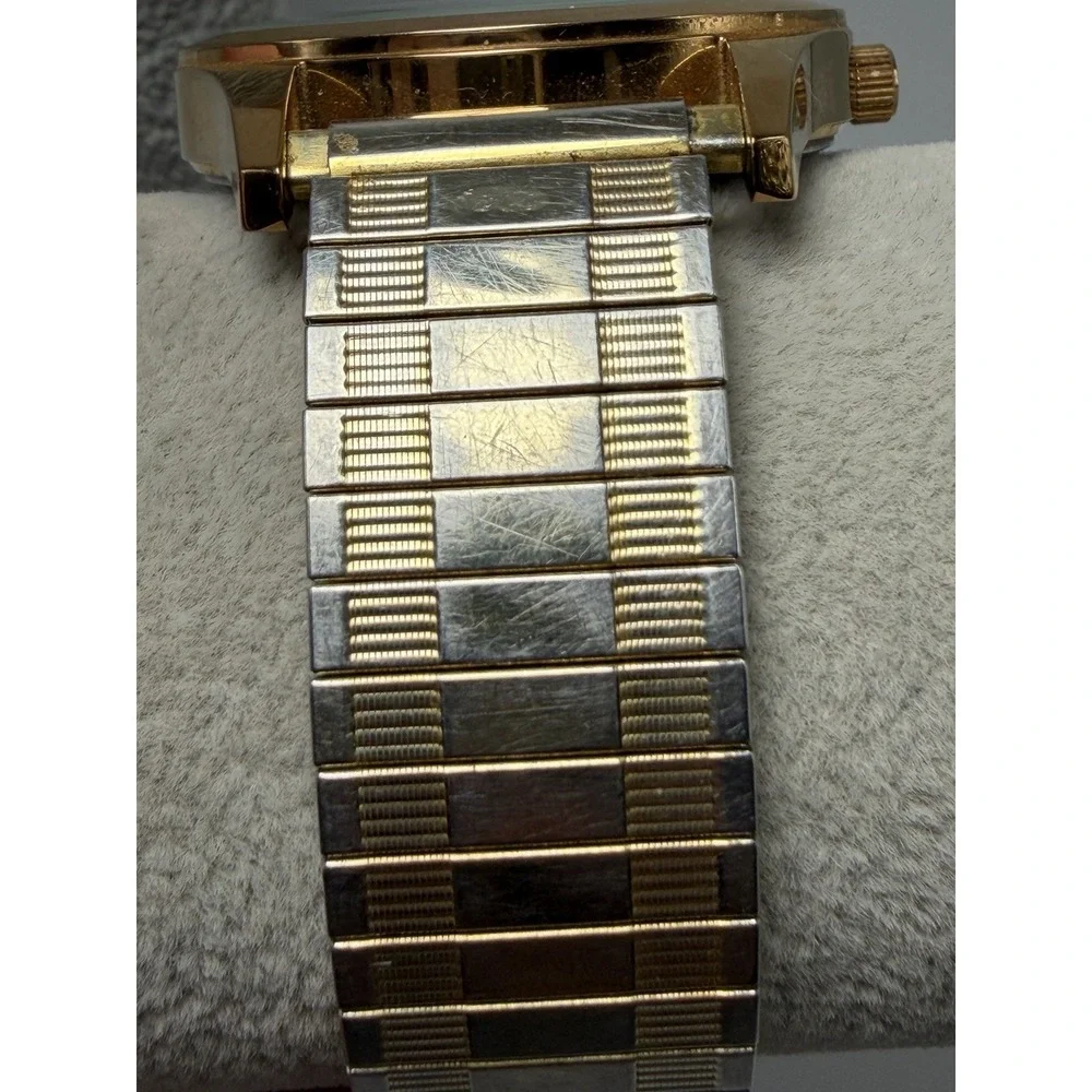 Croton CN307109 New Battery Mens Watch 42MM‎ 7.25